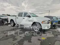2015 RAM 1500 photo