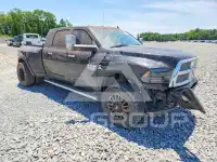 2015 RAM 3500 фото