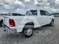 2015 RAM 2500 photo