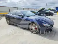 2015 Maserati  фото