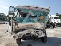 2015 Isuzu NPR фото