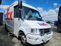 2015 Isuzu NPR фото