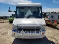 2015 Isuzu NPR фото