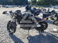 2015 Yamaha YZF600 photo