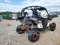 2015 Can-AM Sidebyside фото