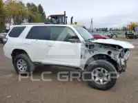2015 Toyota 4 RUNNER photo