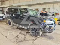 2015 Toyota 4 RUNNER photo