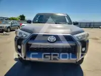 2015 Toyota 4 RUNNER photo
