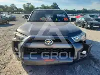 2015 Toyota 4 RUNNER photo