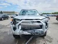 2015 Toyota 4 RUNNER photo