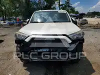 2015 Toyota 4 RUNNER photo