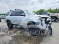 2015 Toyota 4 RUNNER photo