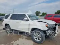 2015 Toyota 4 RUNNER photo