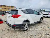 2015 Toyota RAV4 фото