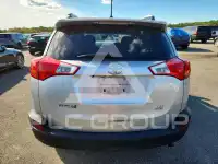 2015 Toyota RAV4 фото