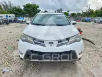2015 Toyota RAV4 фото