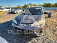 2015 Toyota RAV4 photo