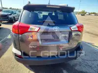 2015 Toyota RAV4 фото