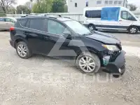 2015 Toyota RAV4 photo