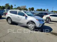2015 Toyota RAV4 фото
