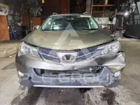 2015 Toyota RAV4 фото