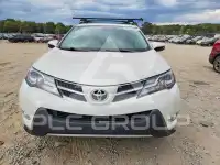2015 Toyota RAV4 photo