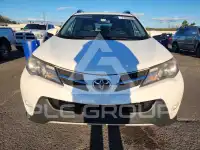 2015 Toyota RAV4 фото