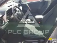 2015 Toyota RAV4 photo