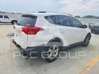 2015 Toyota RAV4 photo
