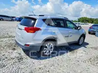 2015 Toyota RAV4 photo