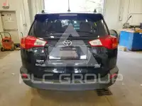 2015 Toyota RAV4 photo