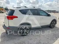 2015 Toyota RAV4 photo
