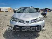 2015 Toyota RAV4 photo