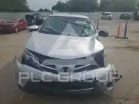 2015 Toyota RAV4 photo