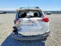 2015 Toyota RAV4 photo