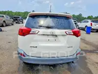 2015 Toyota RAV4 photo