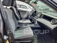 2015 Toyota RAV4 photo