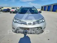 2015 Toyota RAV4 фото