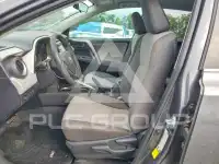 2015 Toyota RAV4 photo