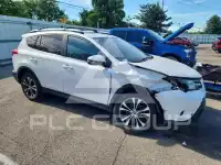 2015 Toyota RAV4 photo