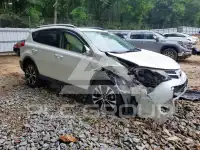 2015 Toyota RAV4 фото