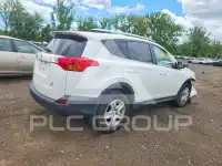 2015 Toyota RAV4 фото
