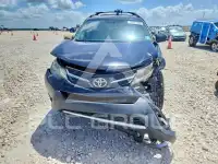 2015 Toyota RAV4 фото
