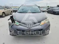 2015 Toyota RAV4 фото