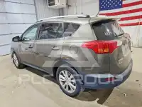 2015 Toyota RAV4 photo