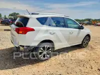 2015 Toyota RAV4 photo
