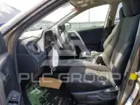 2015 Toyota RAV4 фото