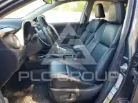 2015 Toyota RAV4 photo