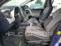 2015 Toyota RAV4 photo