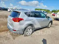 2015 Toyota RAV4 фото